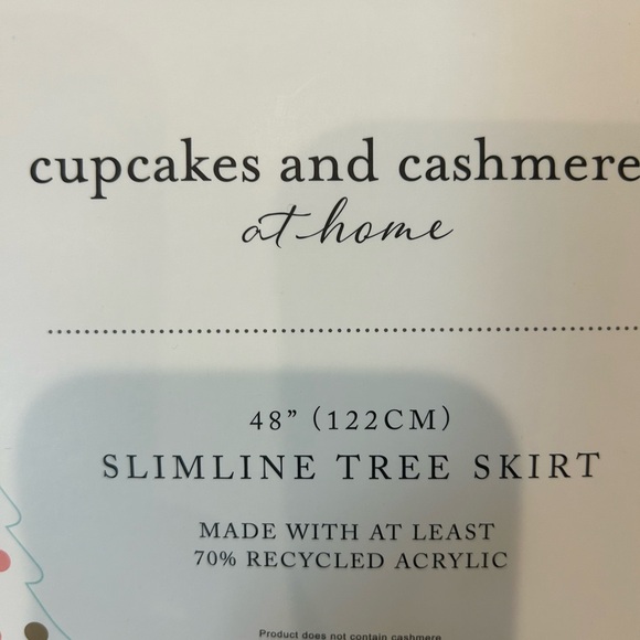 Cupcakes & Cashmere CROCHET GINGERBREAD CHRISTMAS TREE SKIRT Boy & Girl 48" NEW - Picture 3 of 3